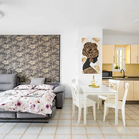 Golden Sunset Ocean View 아파트 아데제