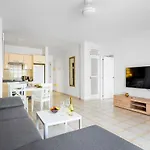 Golden Sunset Ocean View * Адехе