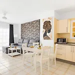 Golden Sunset Ocean View * Адехе