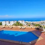 Golden Sunset Ocean View Адехе