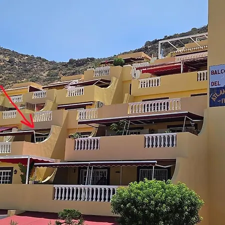 Golden Sunset Ocean View Apartment